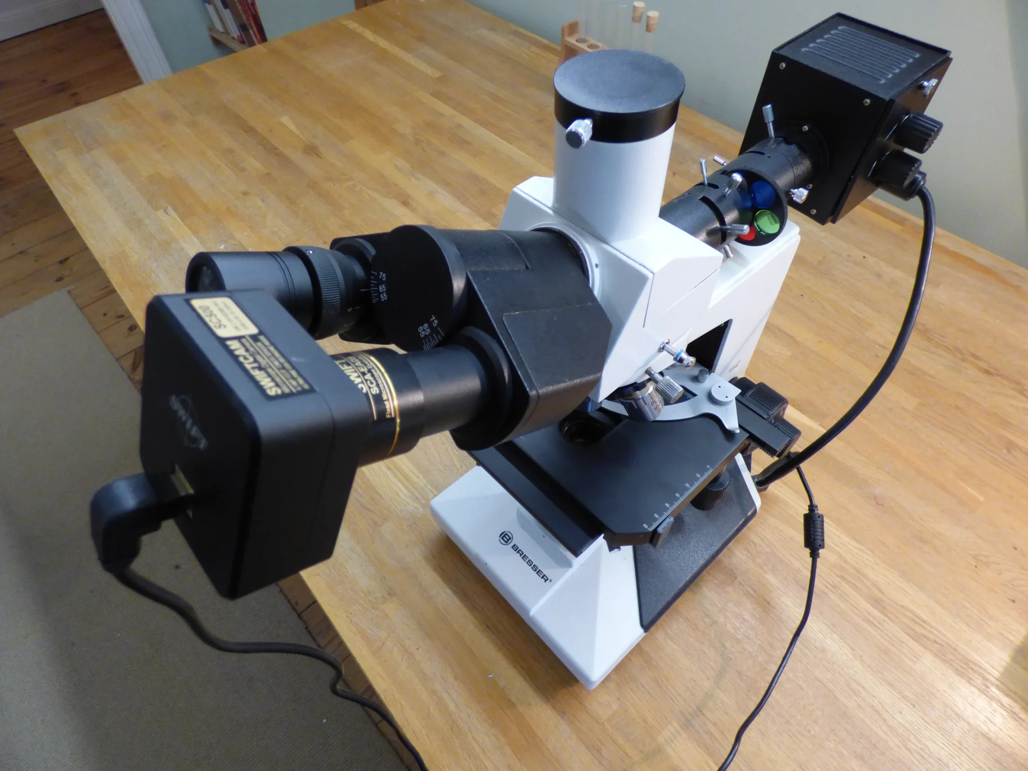 Bresser Mikroskop mit Kamera - microscope with imaging camera
